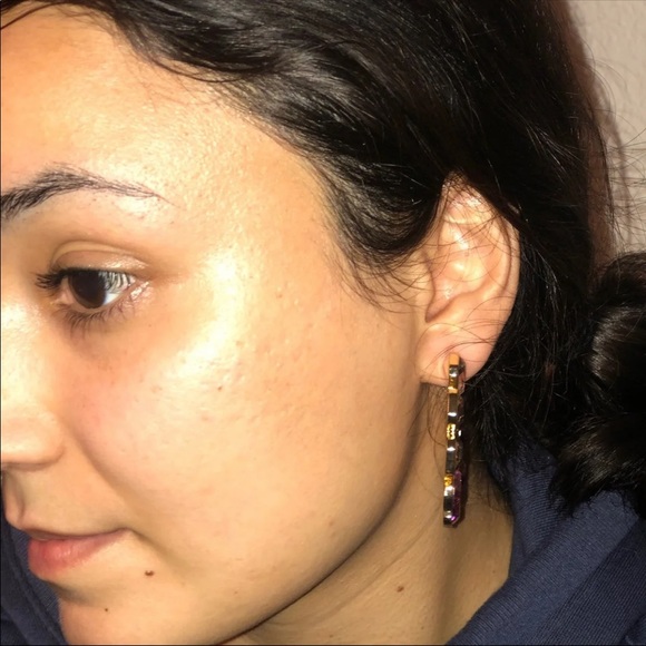 Earrings - Picture 6 of 7